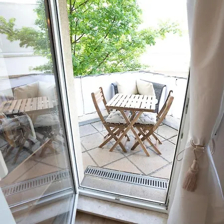 Fruehling-studio Apartment *